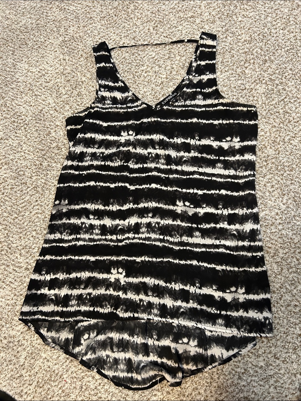 Express Black & White Tie-Dye V-Neck Tank